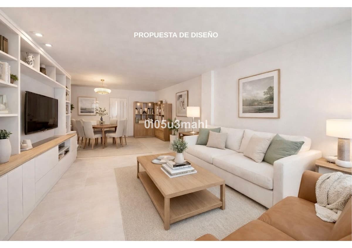 Middle Floor Apartment in Málaga