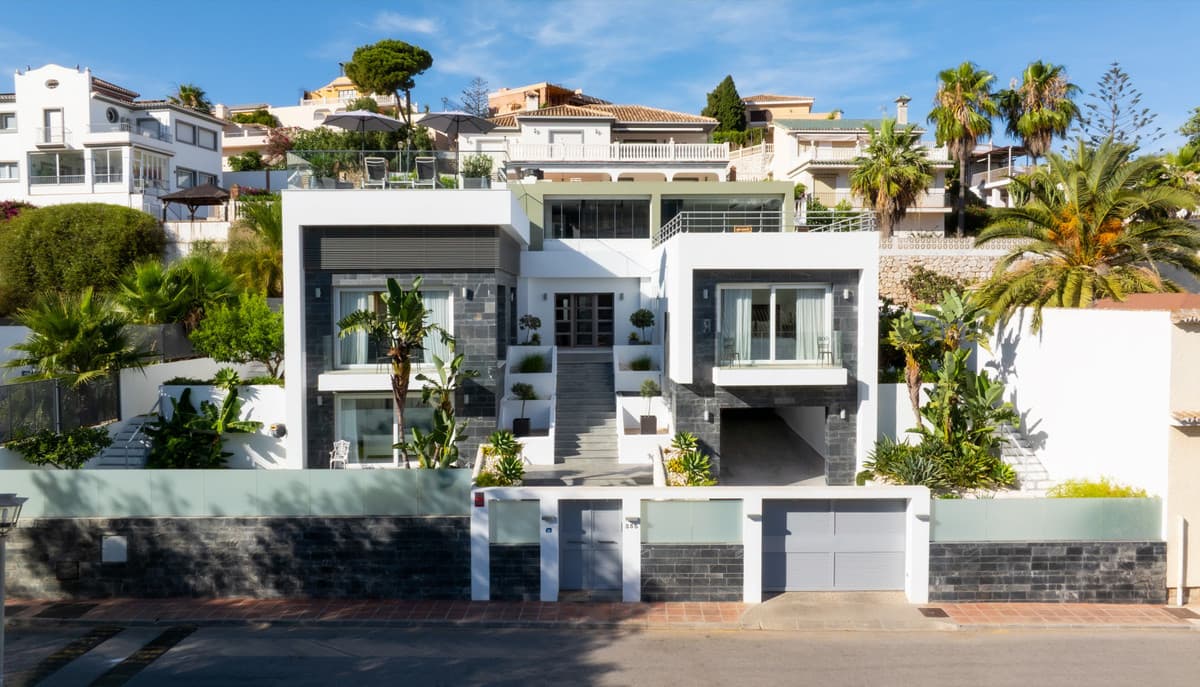 Detached Villa in Torrenueva