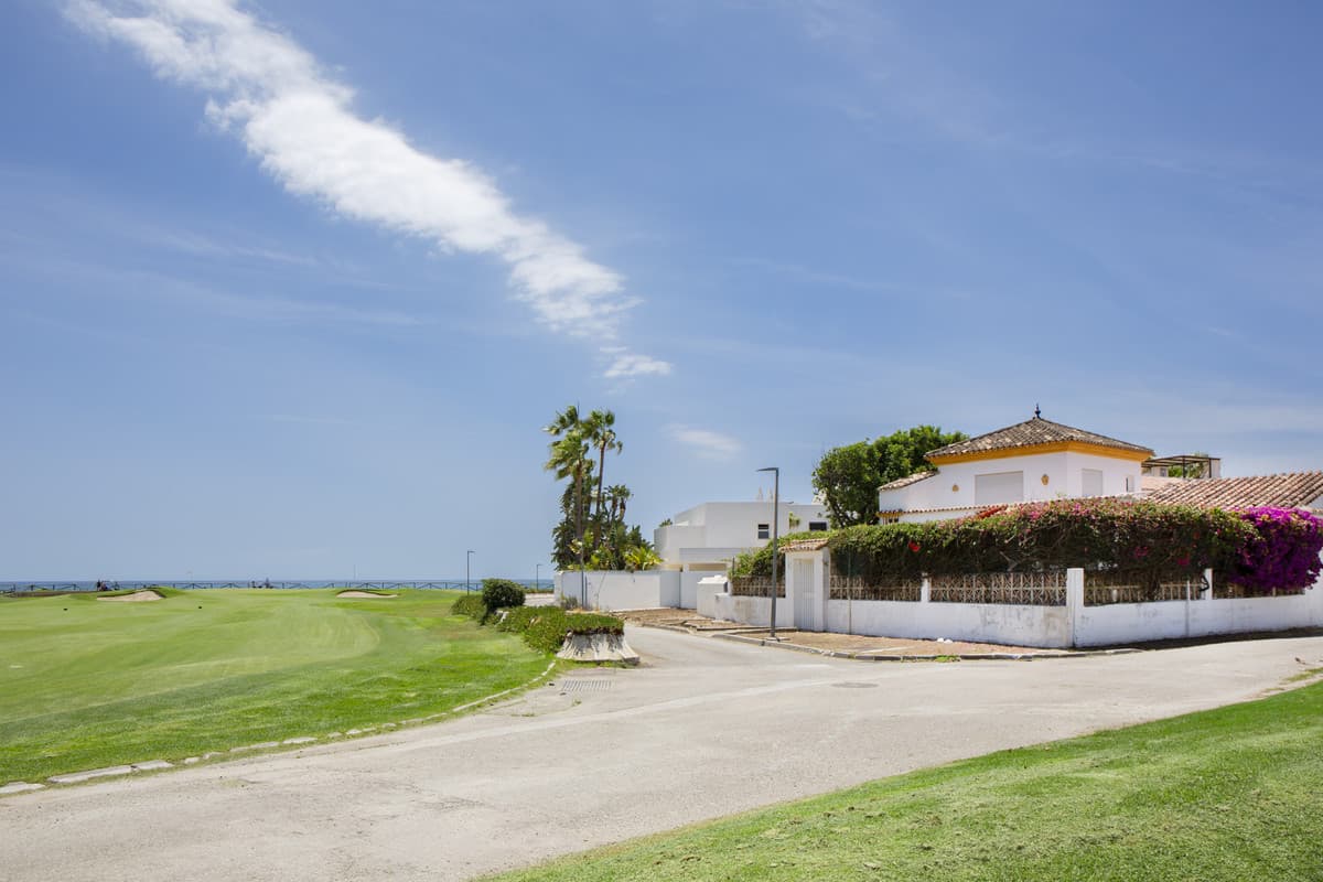 Detached Villa in Guadalmina Baja