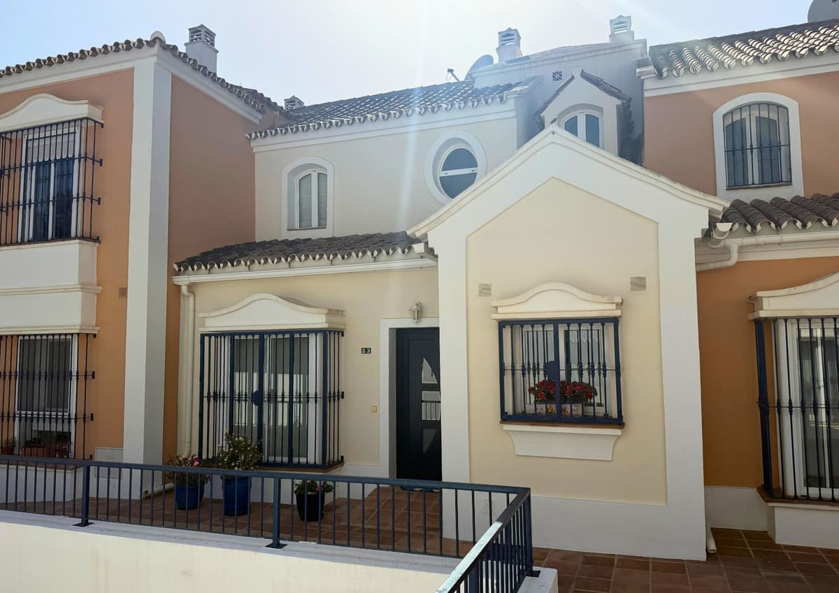 Townhouse in Nueva Andalucía