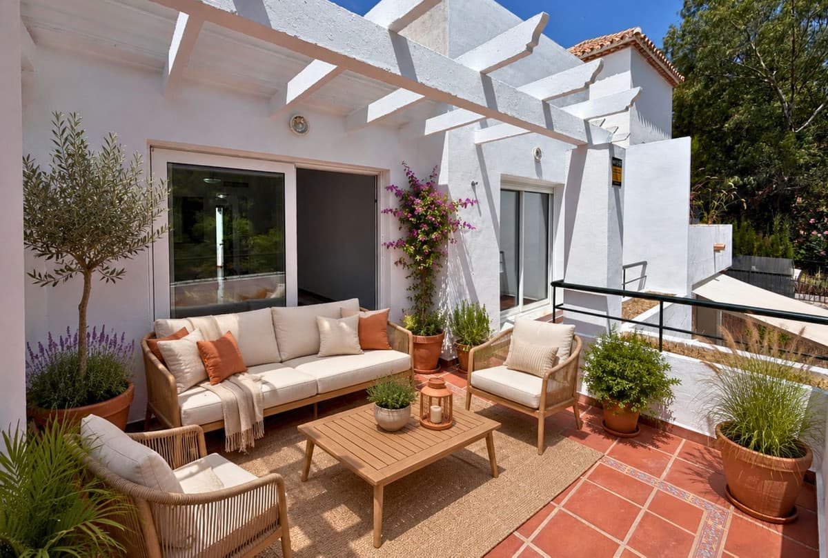 Takvåning in Nueva Andalucía