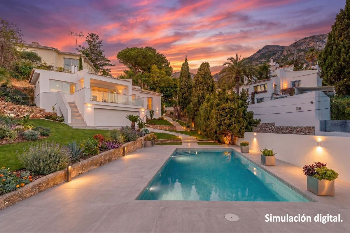 Detached Villa in Benalmadena
