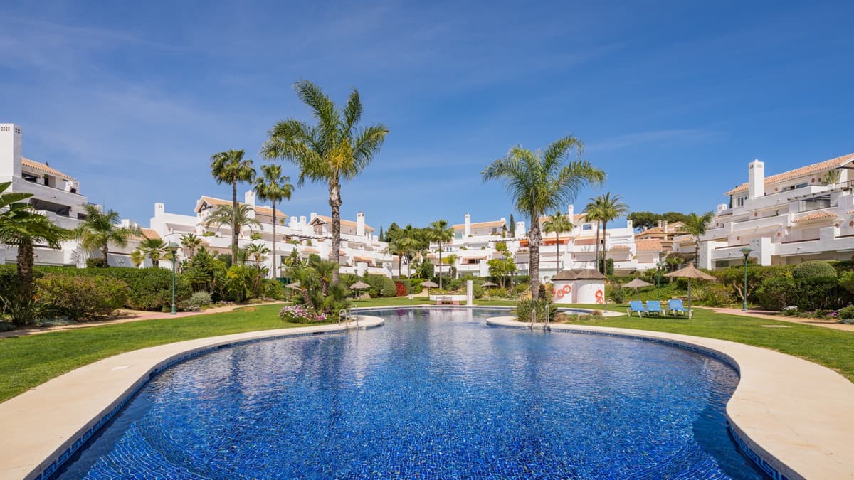 Middle Floor Apartment in Marbella