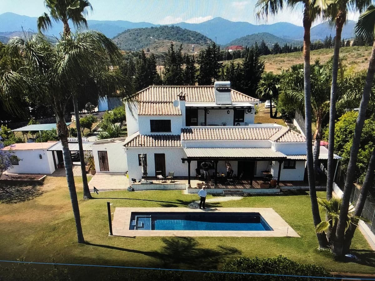 Finca - Cortijo in Estepona