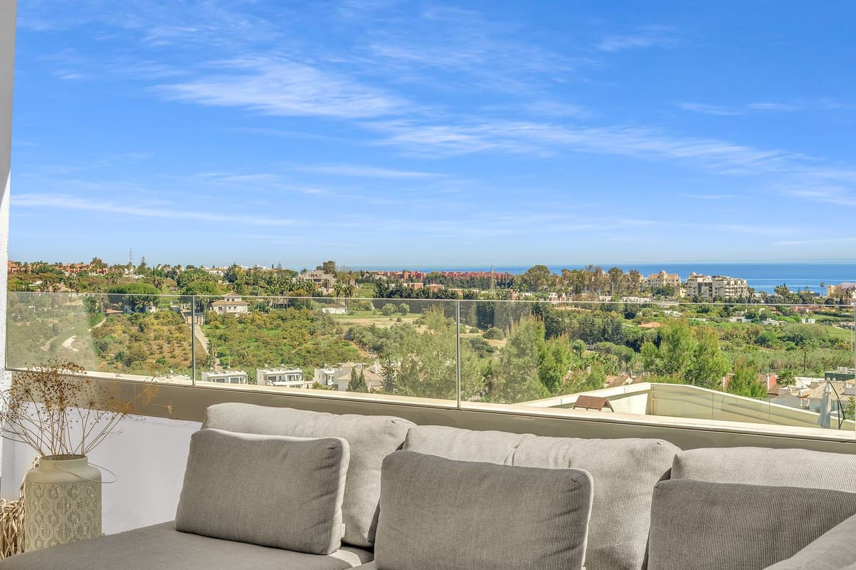 Apartament na ostatnim piętrze in Estepona