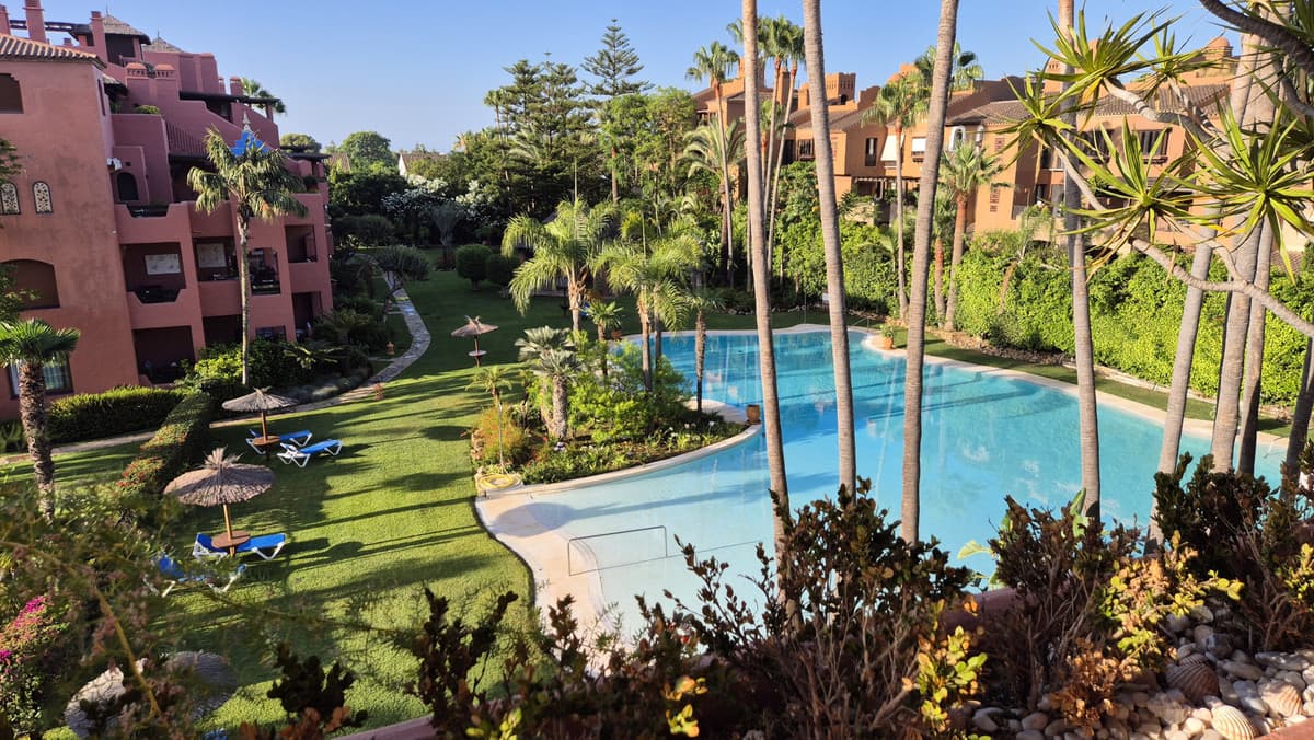 Takvåning Duplex in Guadalmina Baja