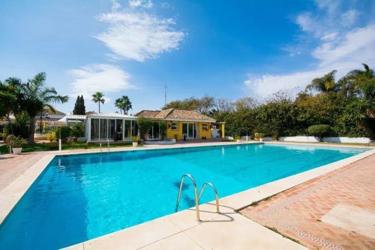 Townhouse in Guadalmina Baja