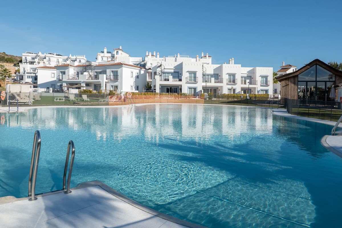 Ground Floor Apartment in El Paraiso