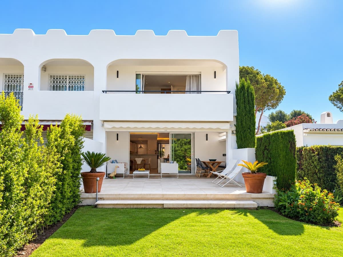 Rekkehus in Nueva Andalucía