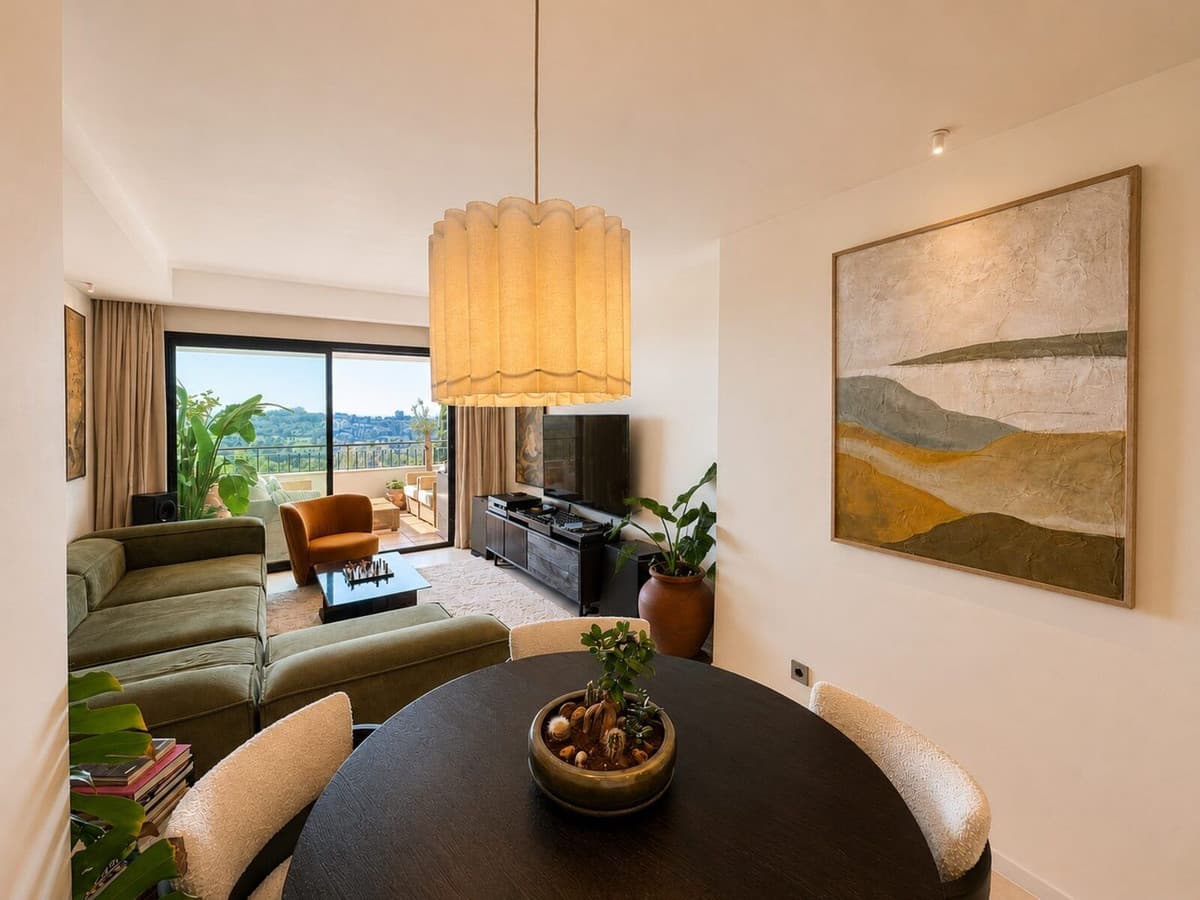 Middle Floor Apartment in La Quinta