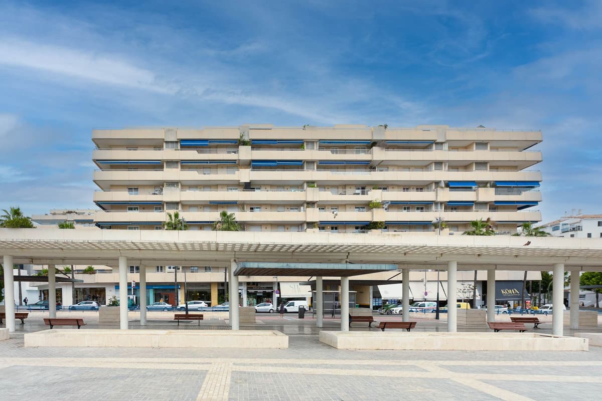 Middle Floor Apartment in Puerto Banús