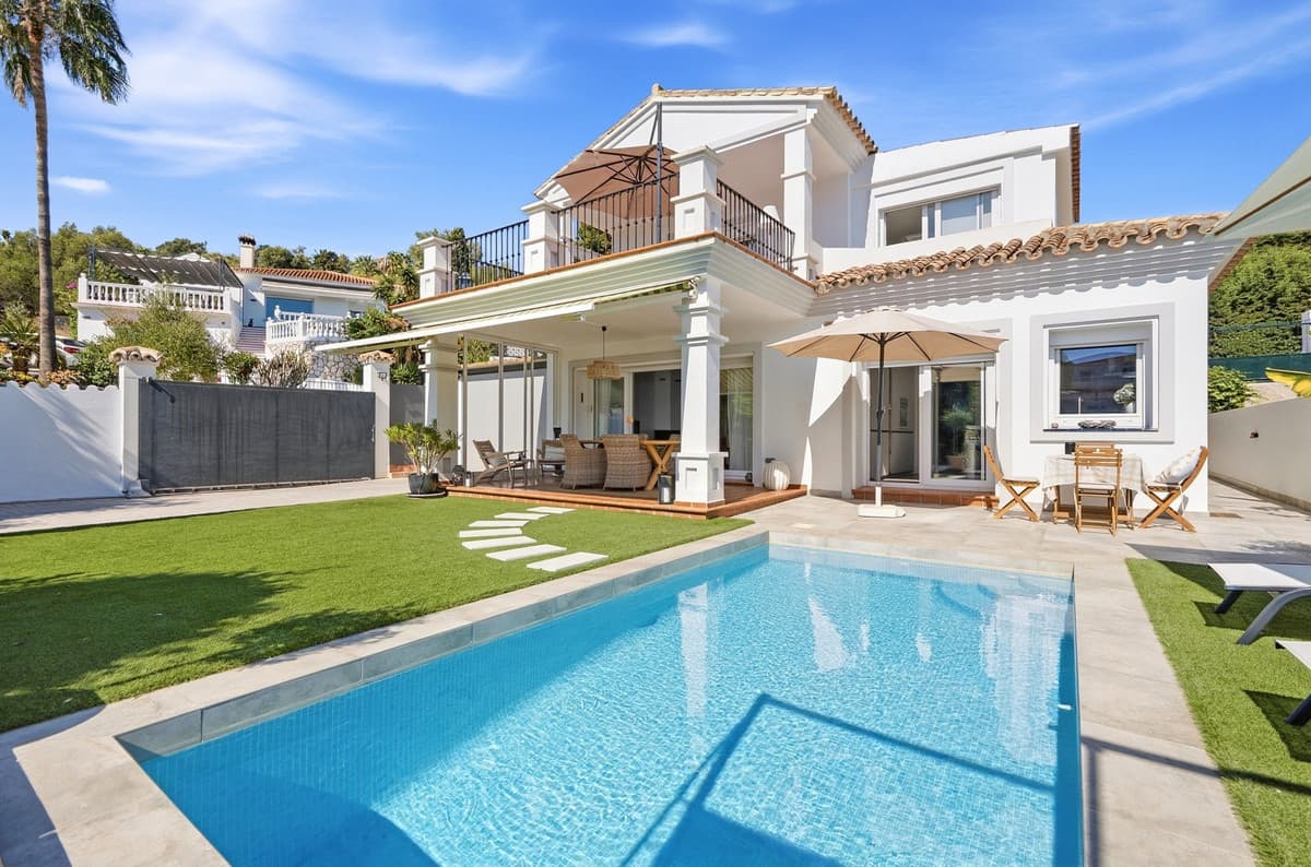 Detached Villa in Cerros del Aguila
