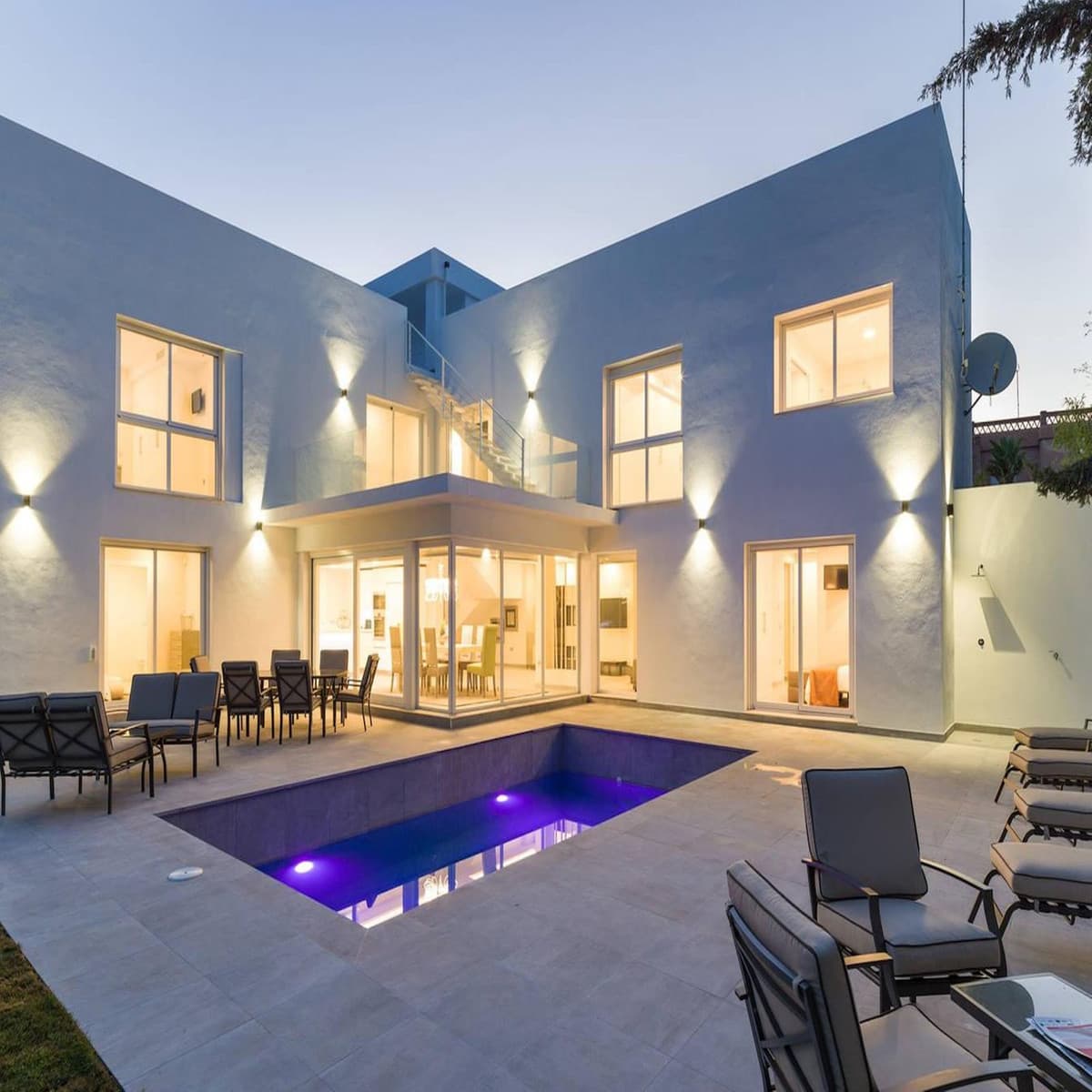 Detached Villa in Nueva Andalucía