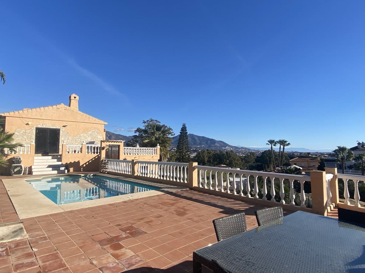 Detached Villa in Mijas Costa