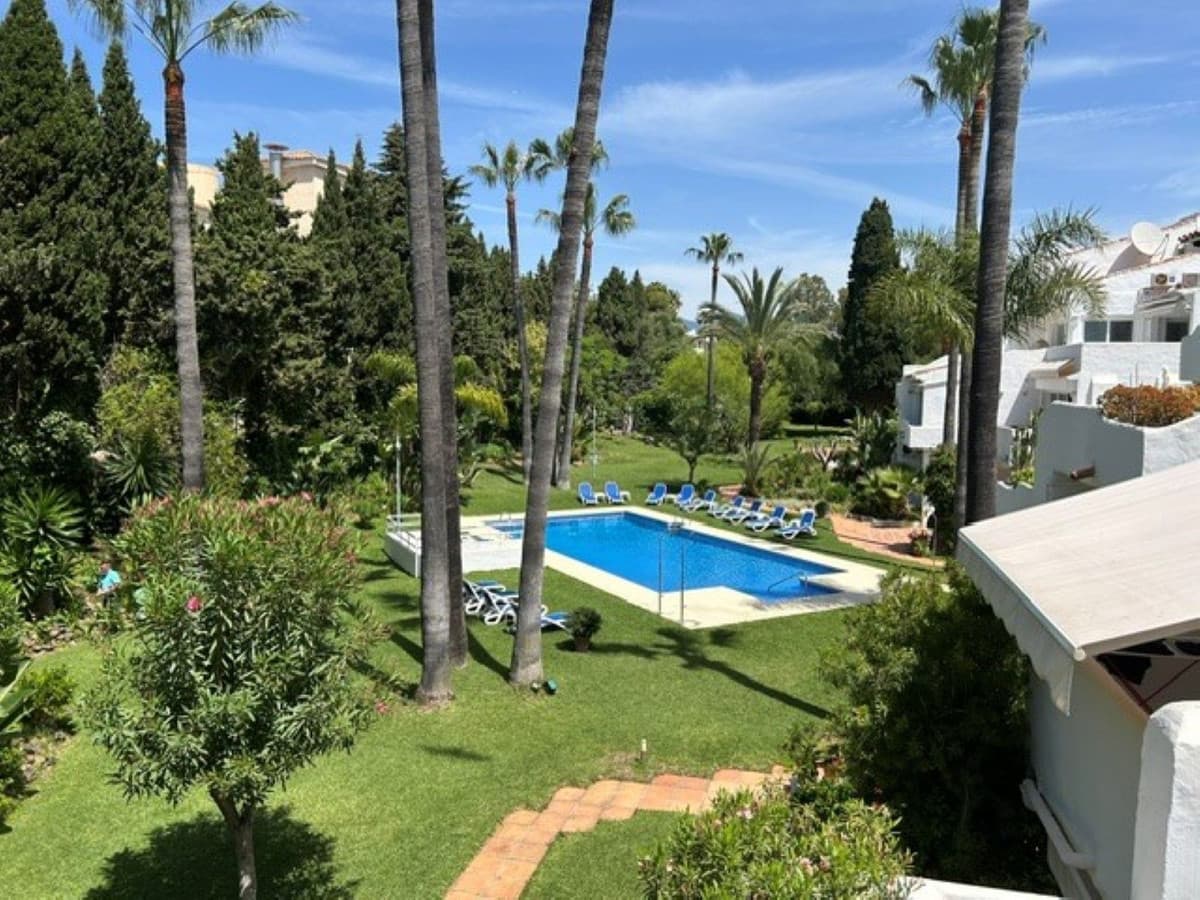 Middle Floor Apartment in Puerto Banús