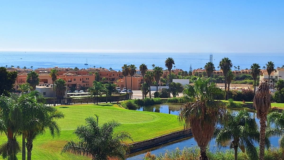 Penthouse in Casares Playa