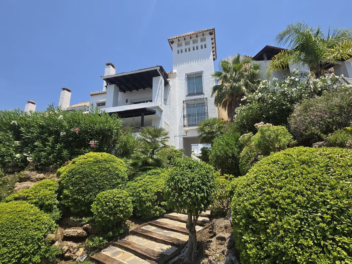 Townhouse in The Golden Mile