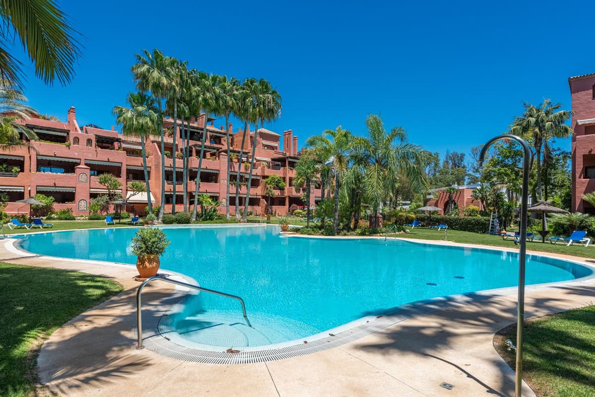 Ground Floor Apartment in Guadalmina Baja