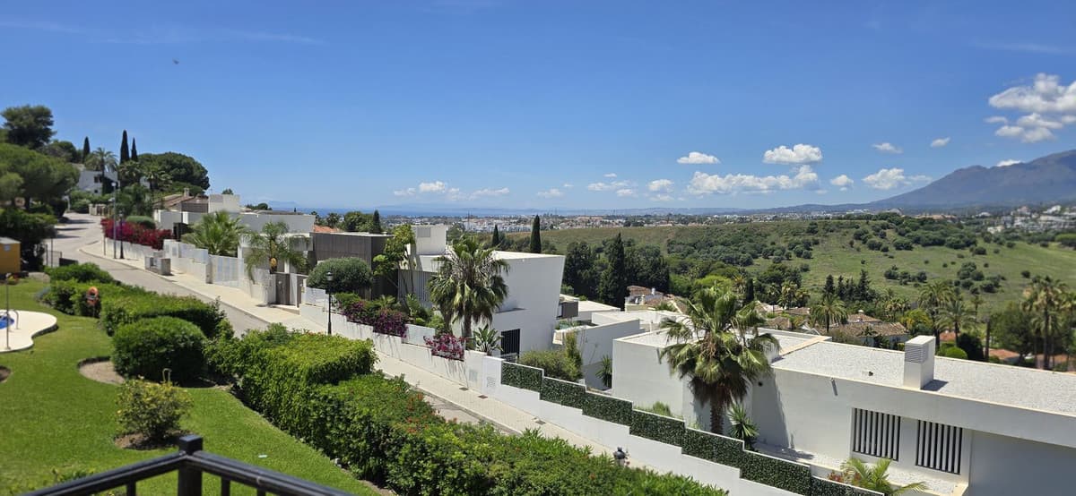 Duplex in El Paraiso