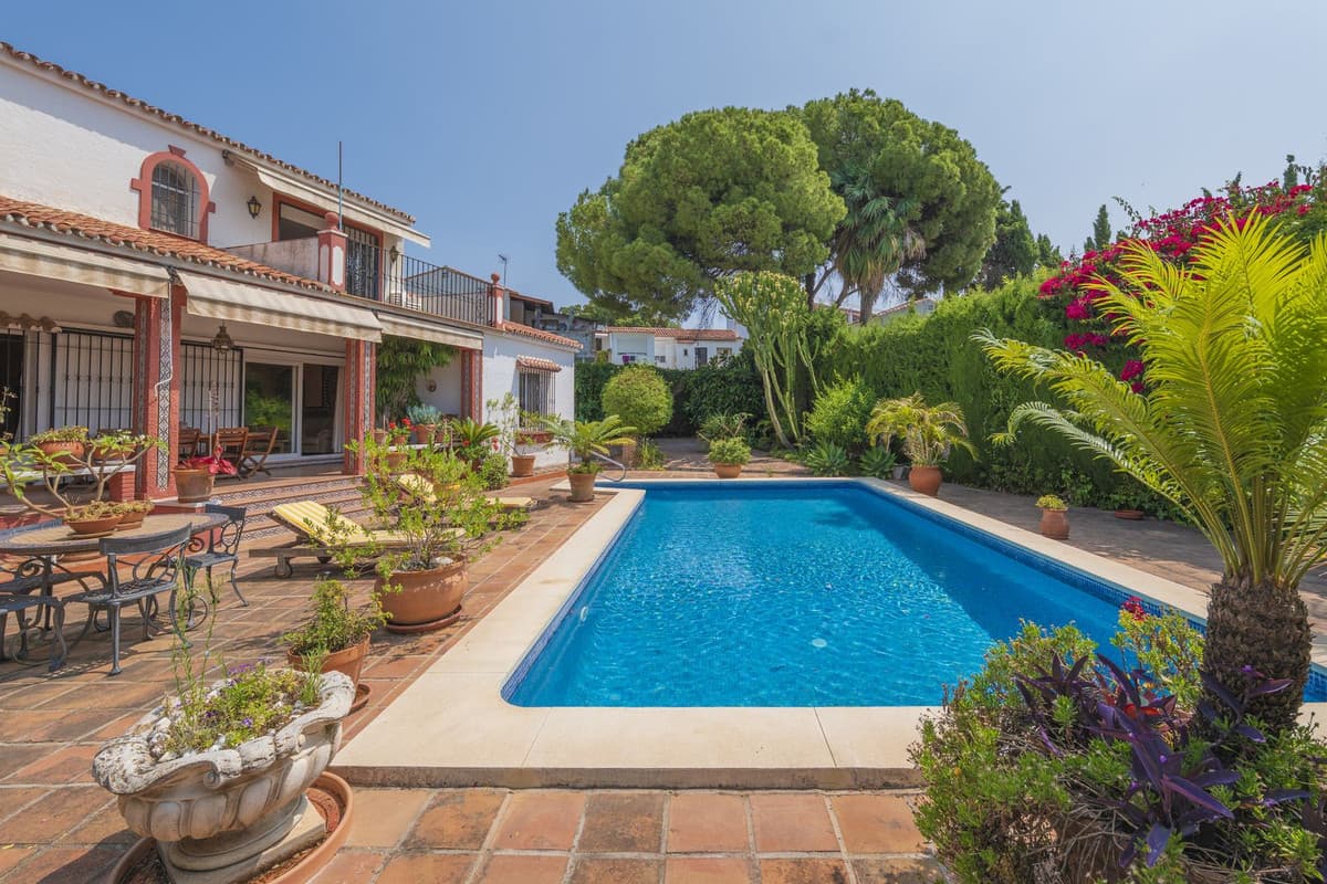 Detached Villa in Marbella
