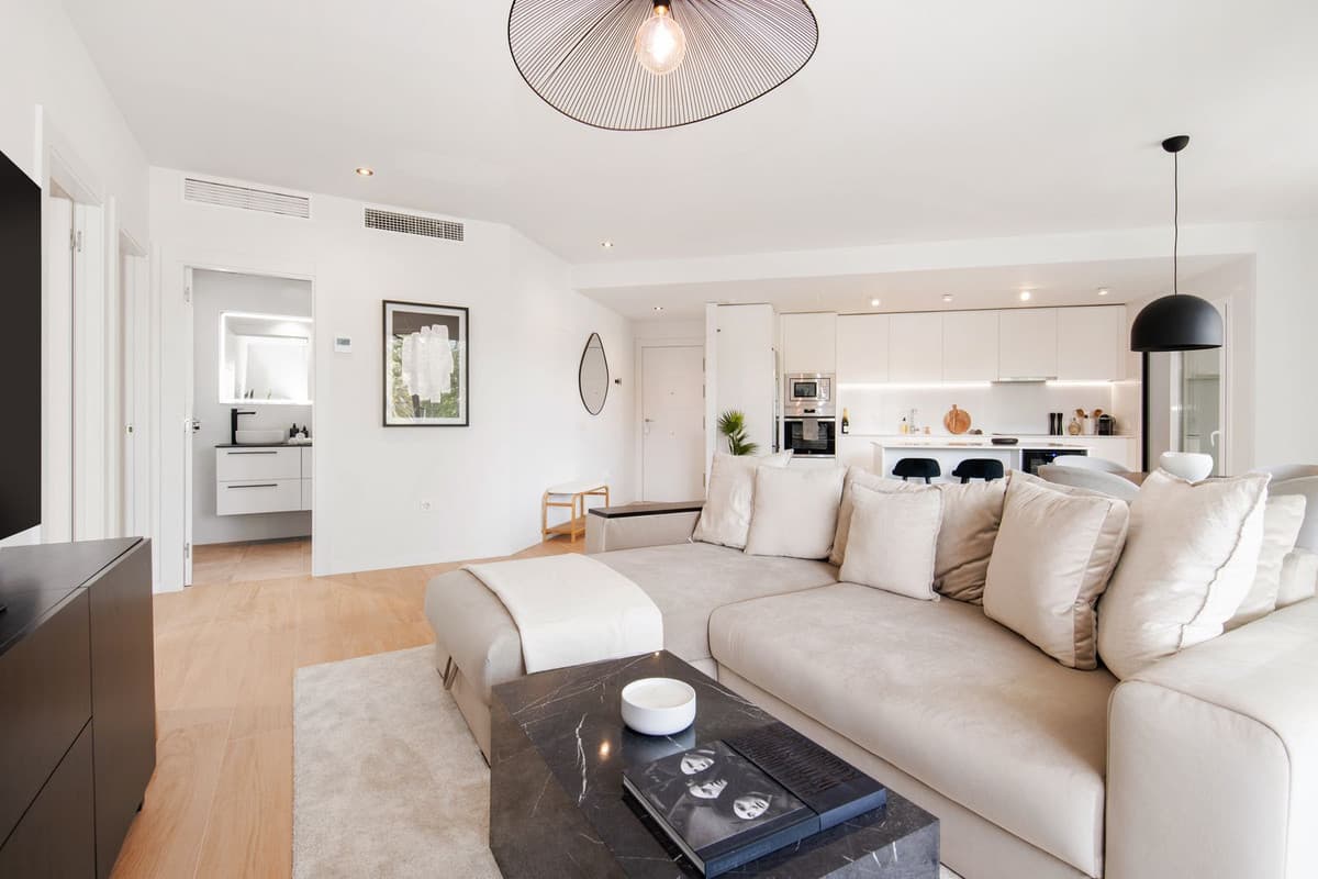 Middle Floor Apartment in Nueva Andalucía