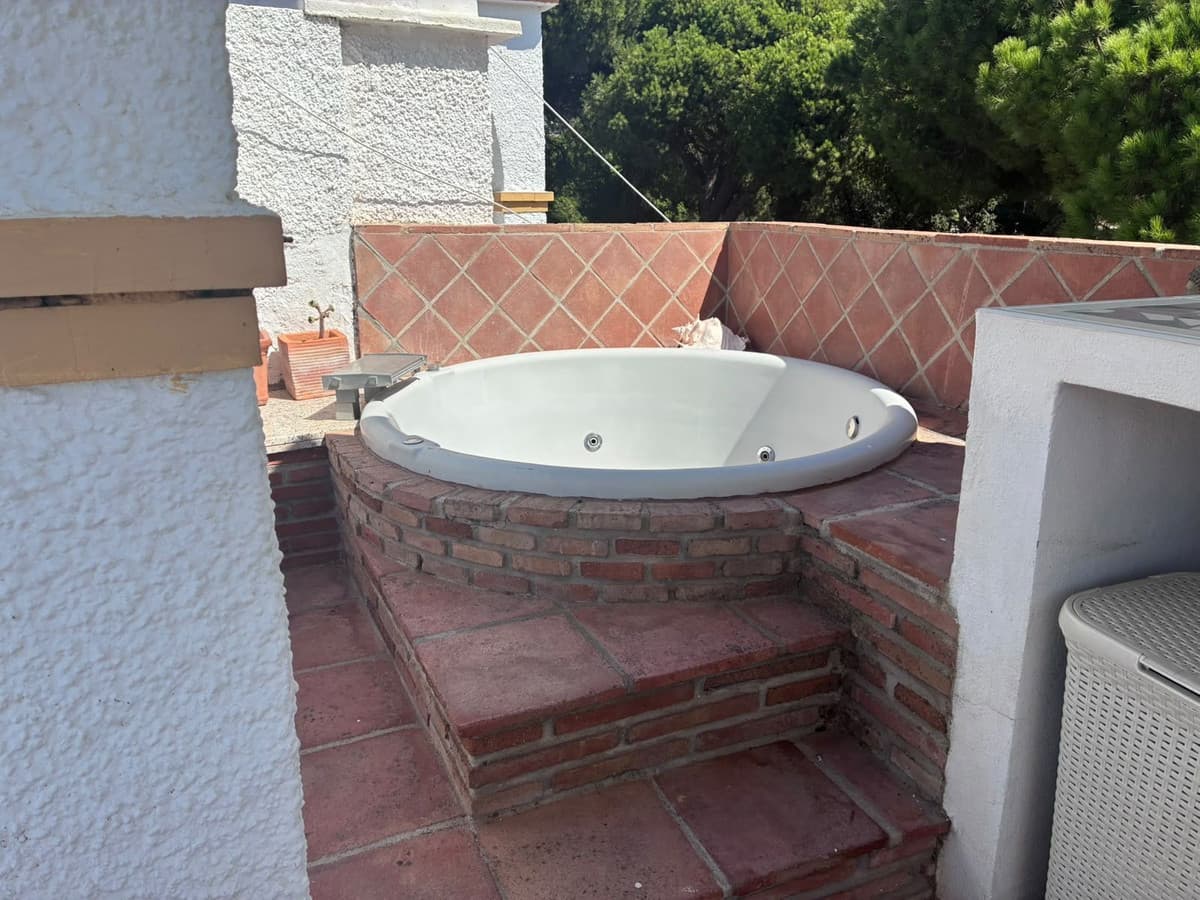 Mellemetage Lejlighed in Marbella