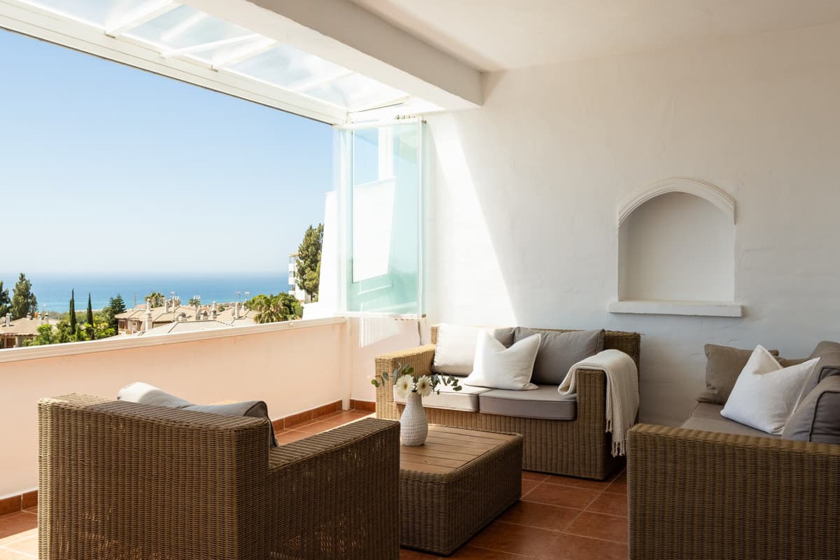 Middle Floor Apartment in Calahonda