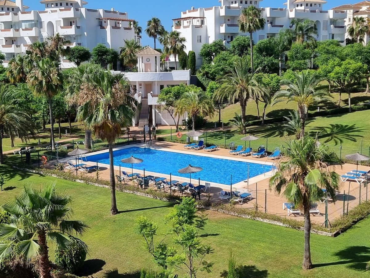 Top Floor Apartment in Selwo