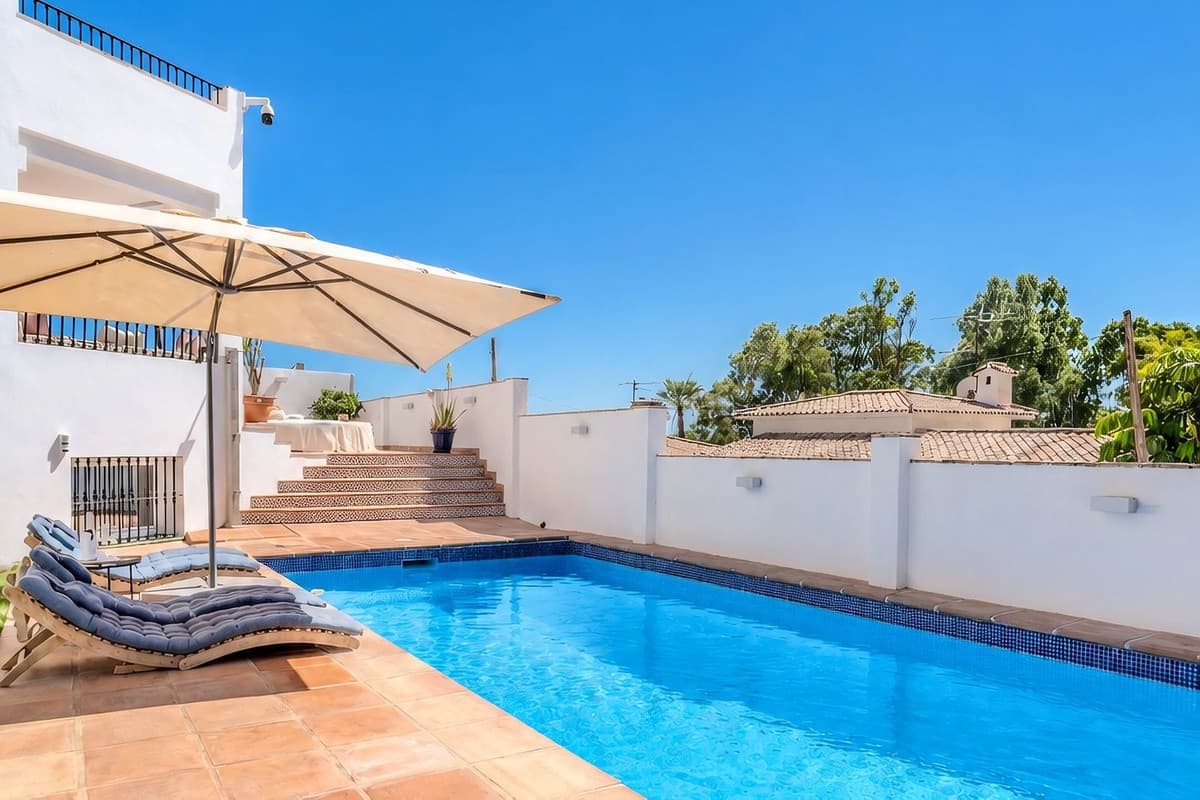 Semi-Detached House in Nueva Andalucía