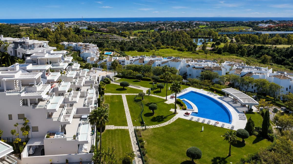 Middle Floor Apartment in Benahavís