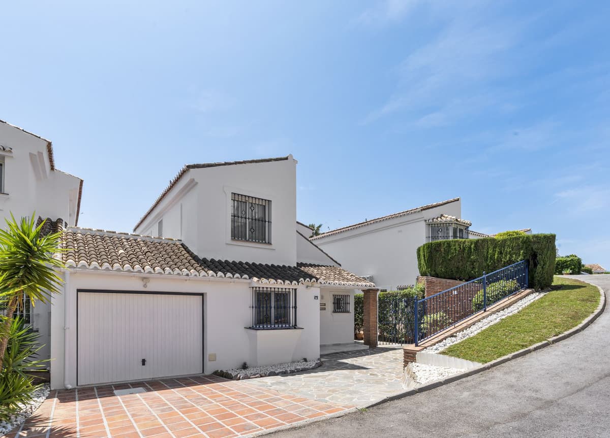 Detached Villa in El Chaparral