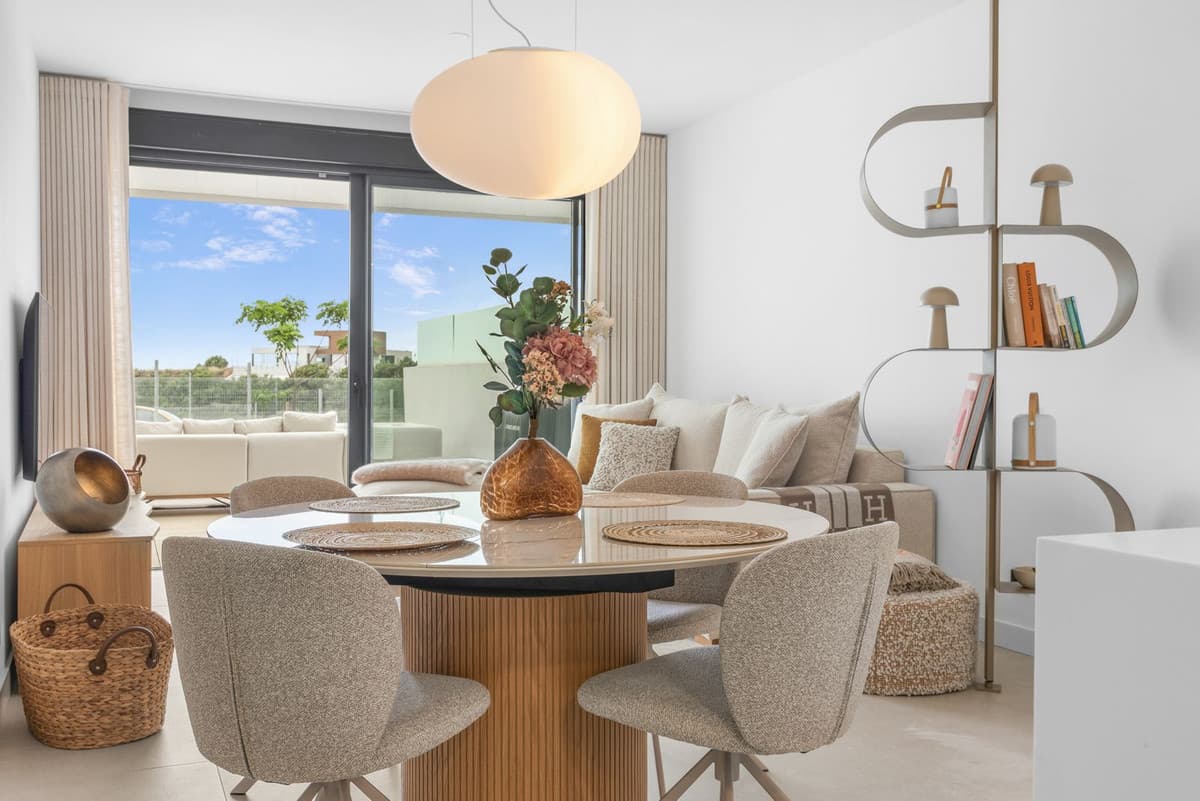 Ground Floor Apartment in Altos de los Monteros