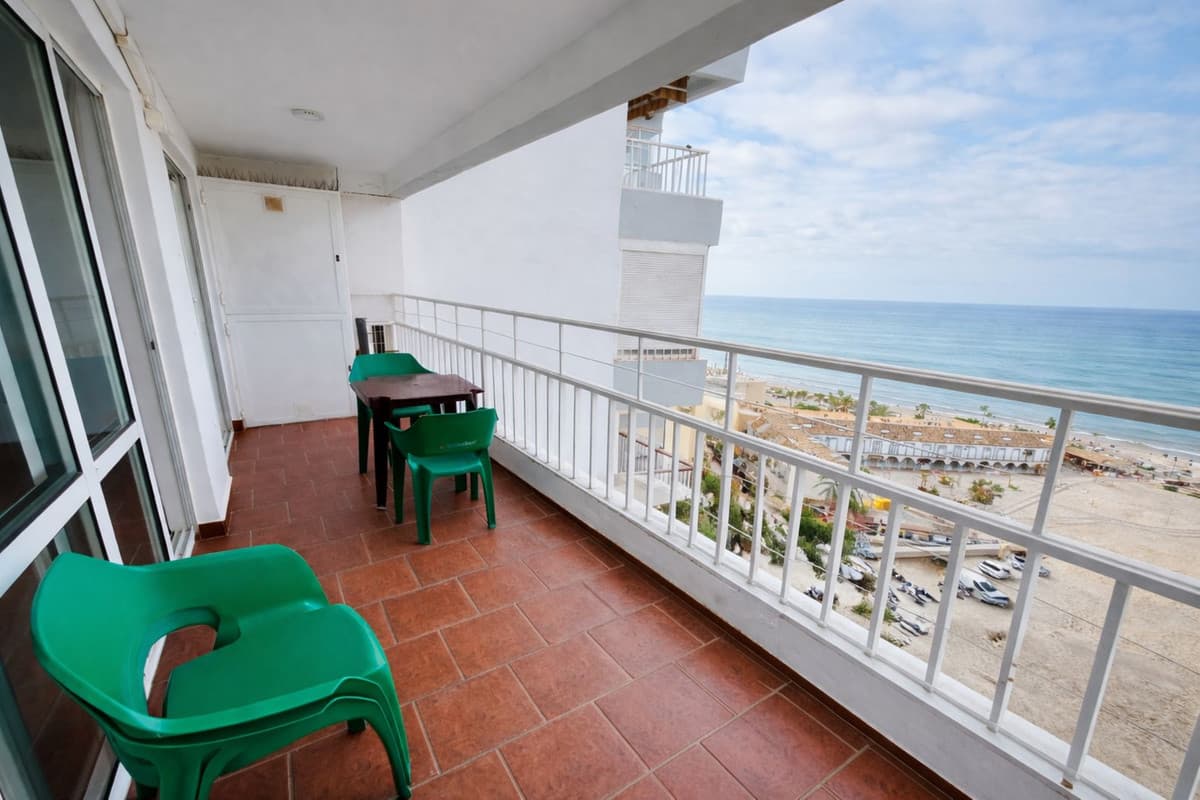 Middle Floor Apartment in Benalmadena