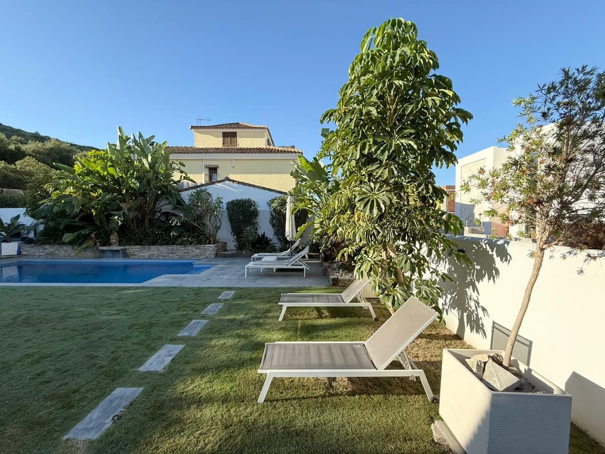 Detached Villa in Casares