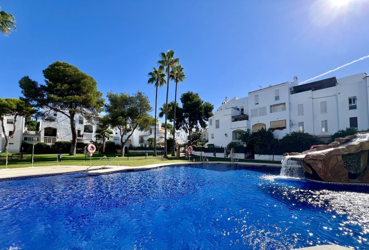 Top Floor Apartment in Elviria