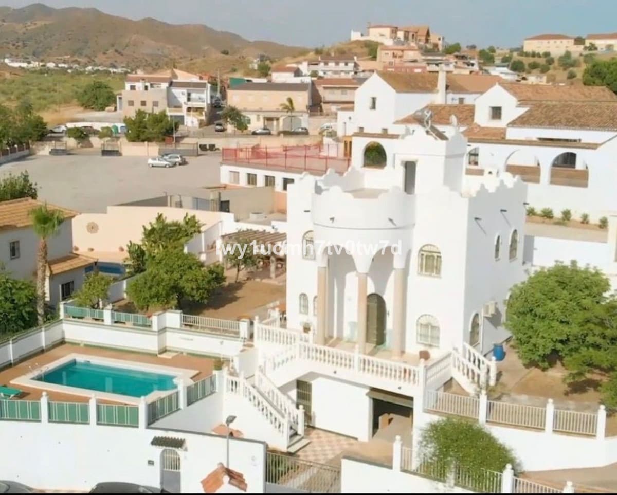 Fristående villa in Puerto de la Torre
