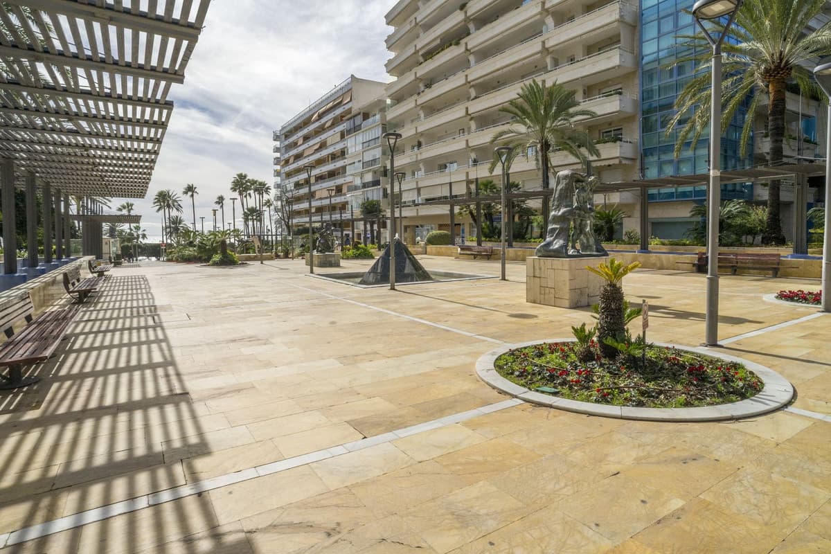 Top Floor Apartment in Marbella