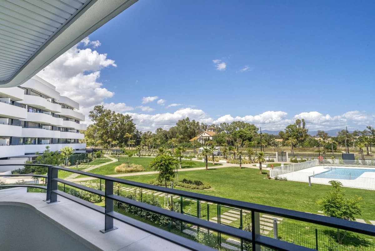 Apartament na środkowym piętrze in Torremolinos