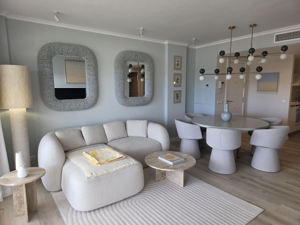 Middle Floor Apartment in Nueva Andalucía