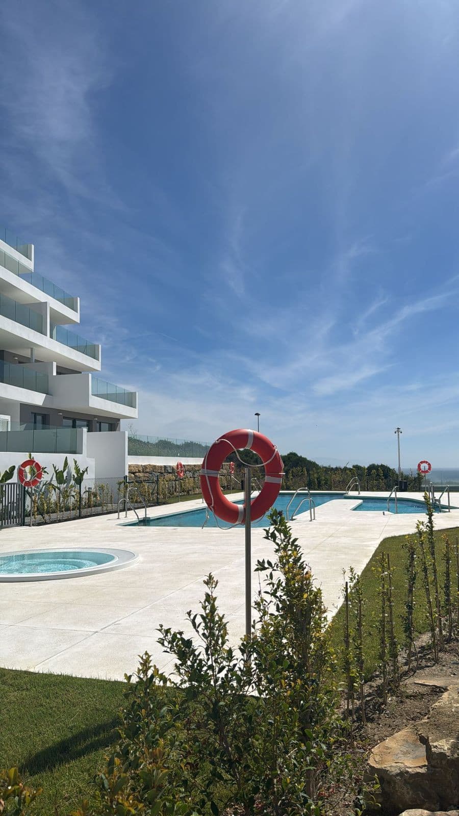 Middle Floor Apartment in La Duquesa