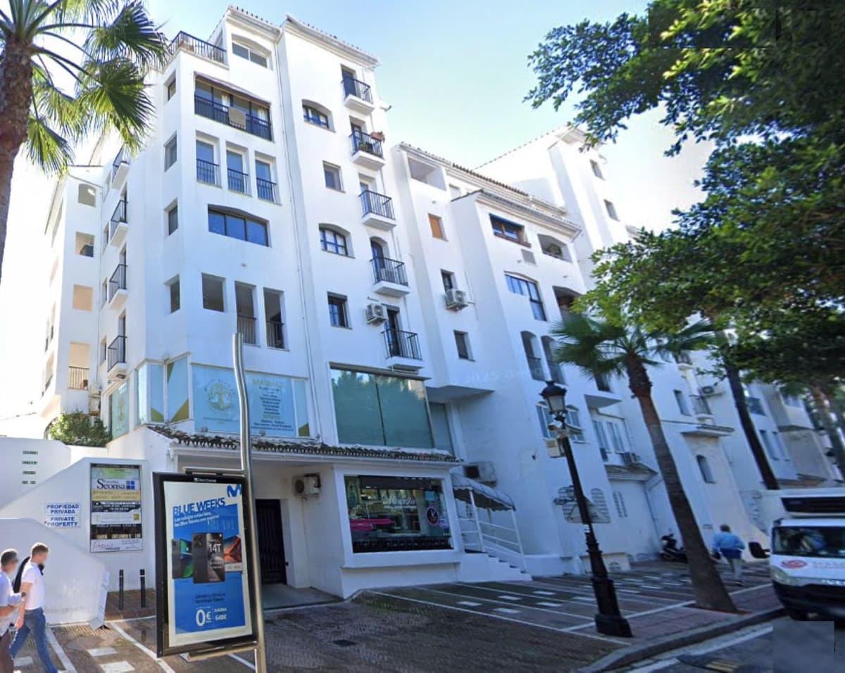 Middle Floor Apartment in Puerto Banús