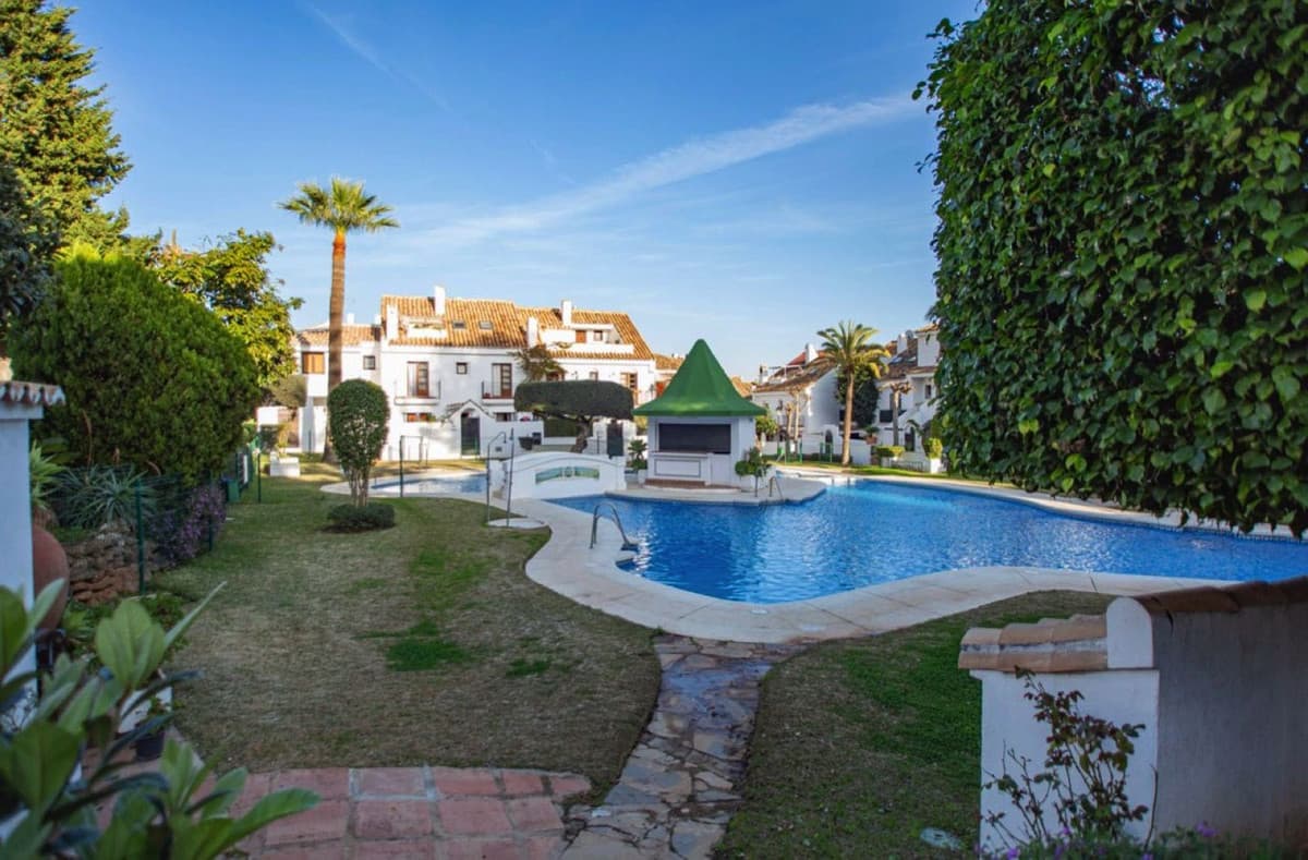 Semi-Detached House in Marbella