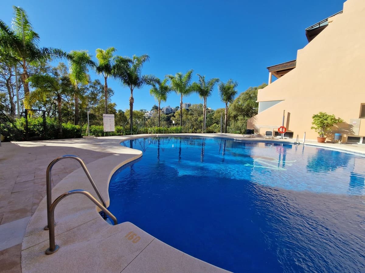 Middle Floor Apartment in Marbella