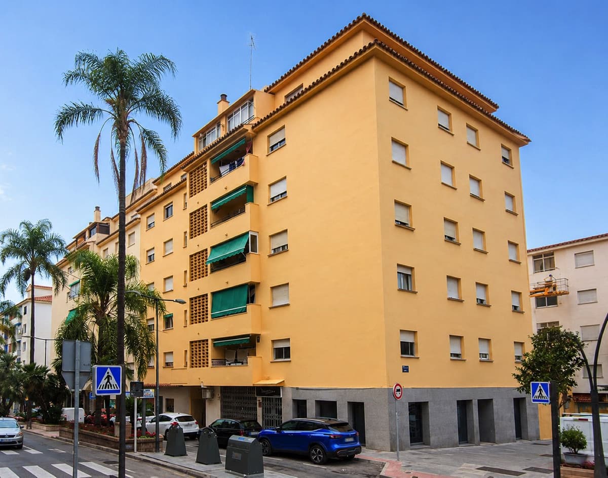 Middle Floor Apartment in Marbella