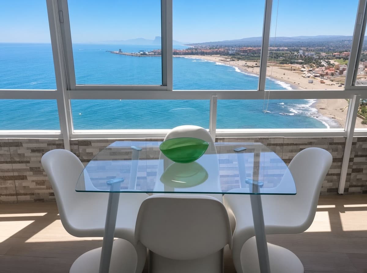 Middle Floor Apartment in Torreguadiaro