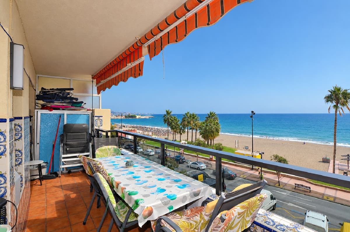 Mellemetage Lejlighed in Fuengirola