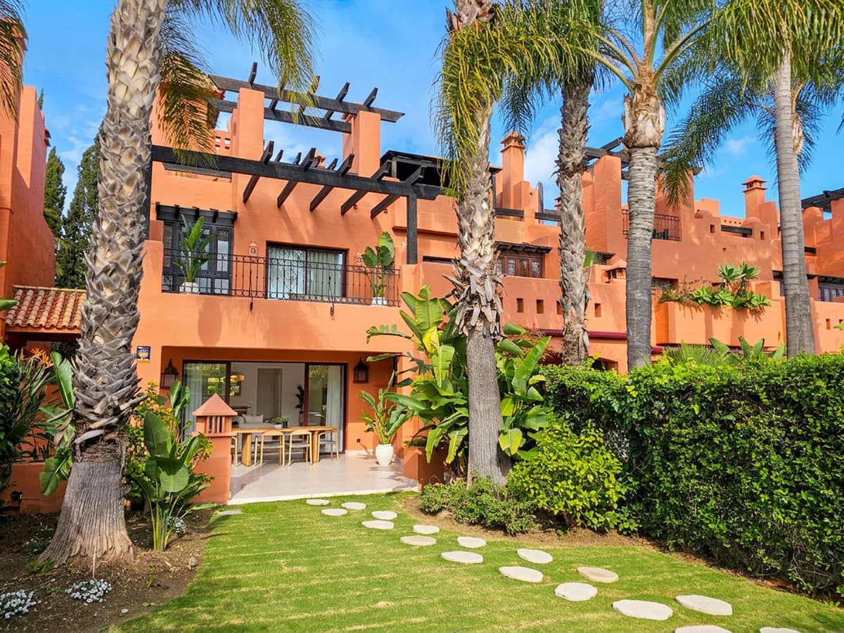 Townhouse in The Golden Mile
