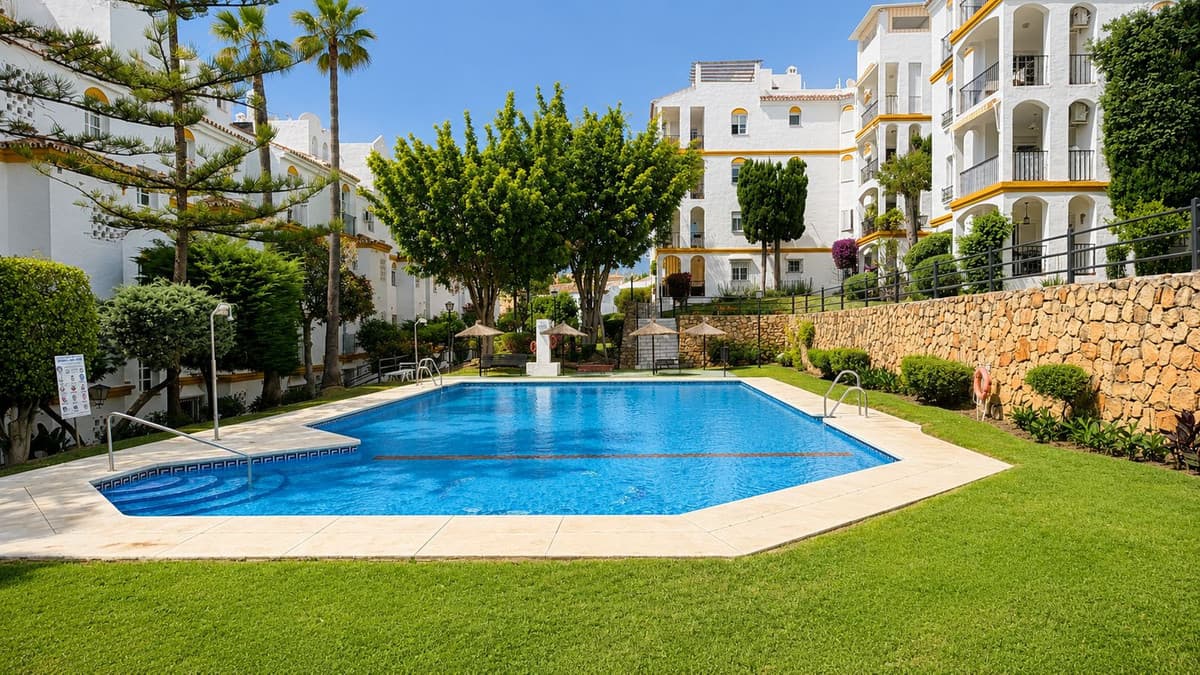 Middle Floor Apartment in Atalaya
