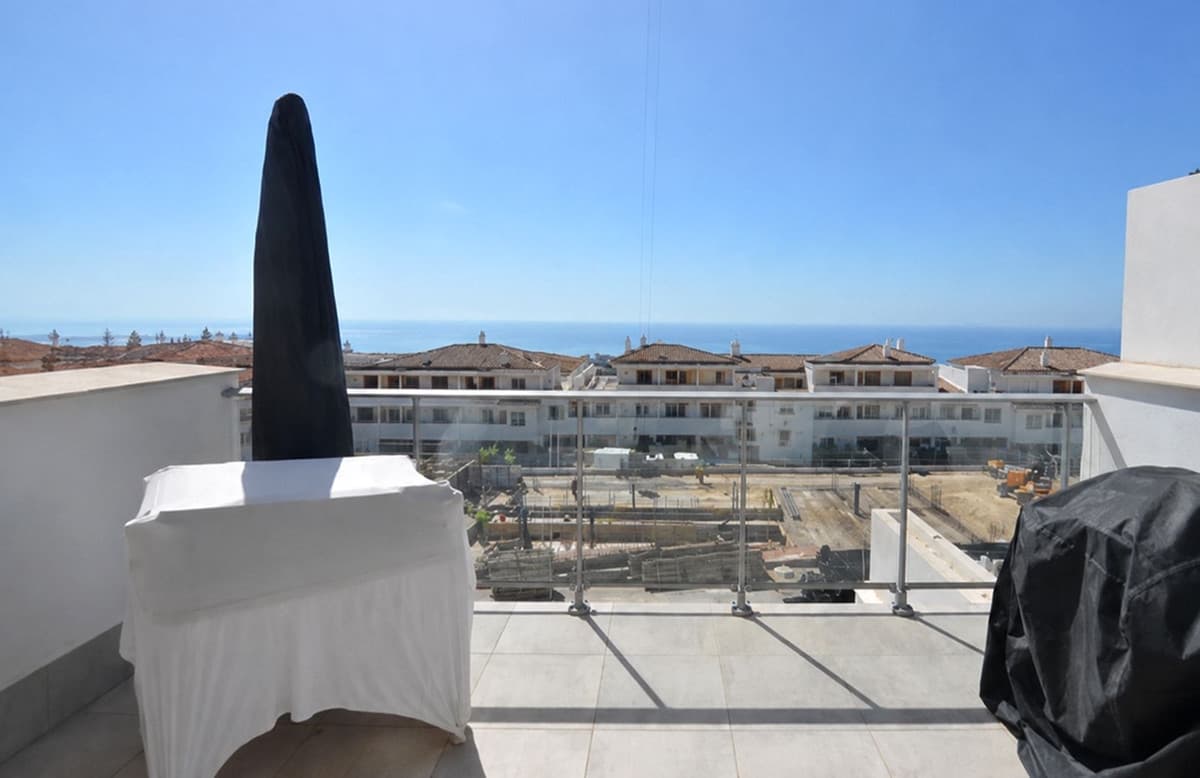 Middle Floor Apartment in Benalmadena
