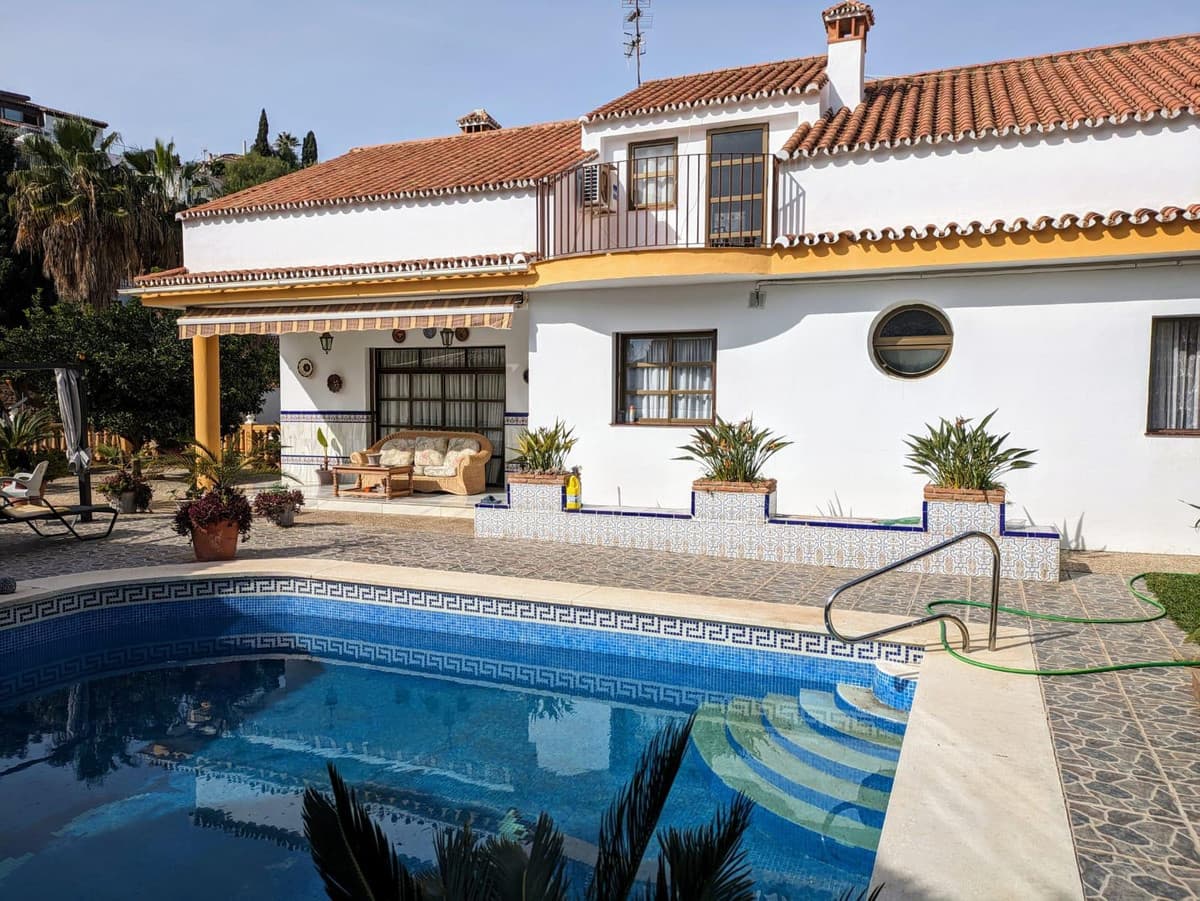 Detached Villa in Benalmadena